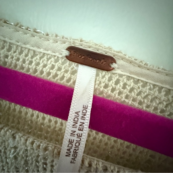 Free People Beige Knit Lace-up Sleeve Sweater – OVERSIZED XS - Picture 2 of 9